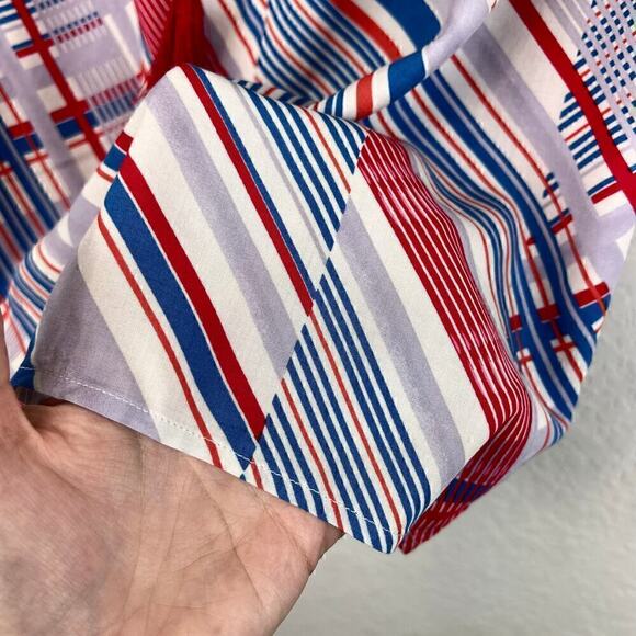 Cabi Relaxed Fit All Aboard Tassel Striped Sleeveless Blouse Size Small - Picture 5 of 6